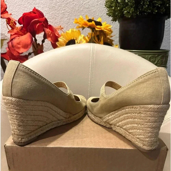 Christian Louboutin Paris Mallorca Beige Wedge Espadrille Heels size 39 - Picture 6 of 12
